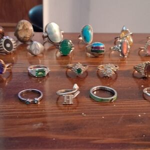 Elegant Green and Silver Ring